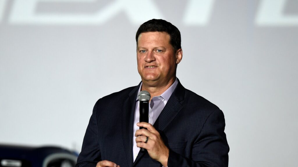 Novo CEO Steve O'Donnell promete unir a NASCAR e trazer