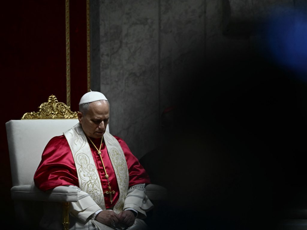 Trump critica Papa Leão após apelo pela paz