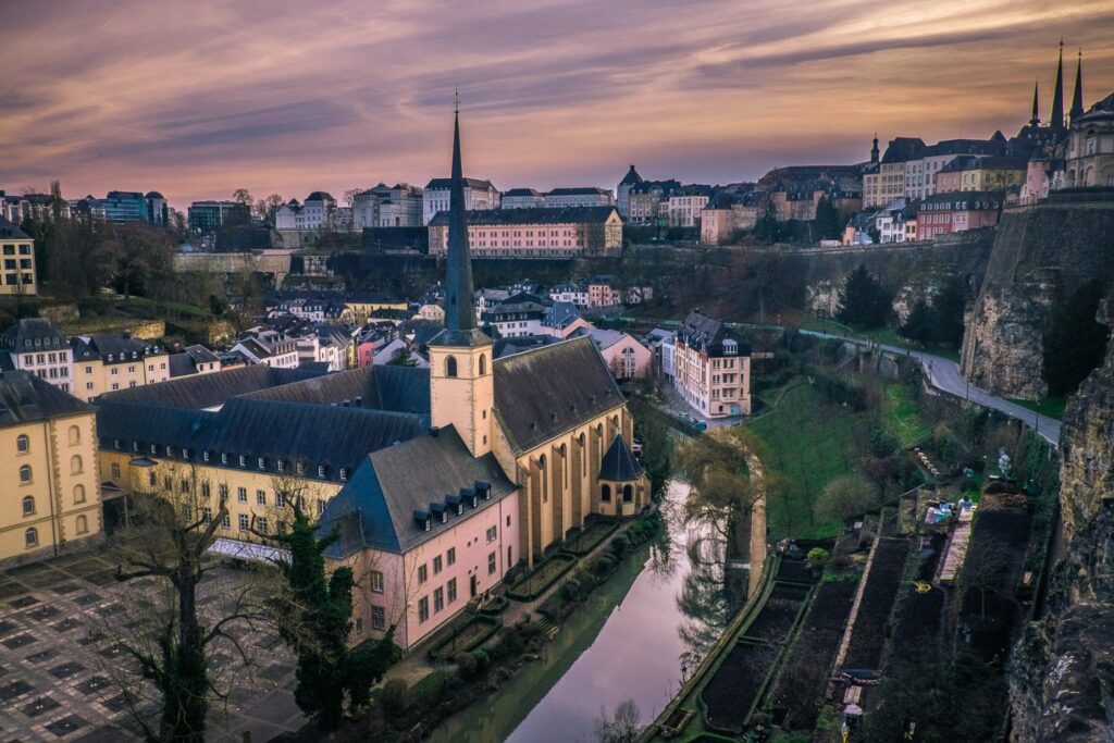 Luxemburgueses confiam mais nas instituições públicas