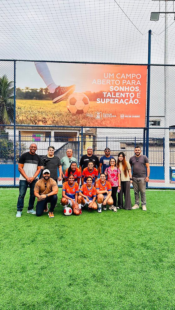 Kung fu e futebol unem continentes