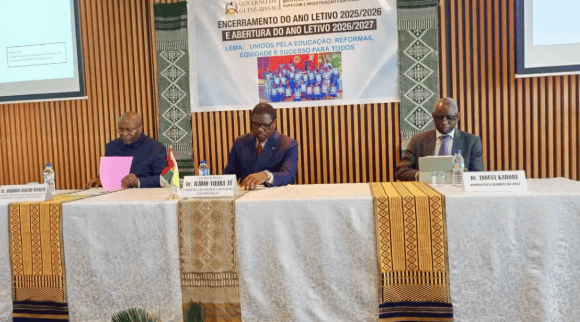 Guiné-Bissau promete 15% para educação
