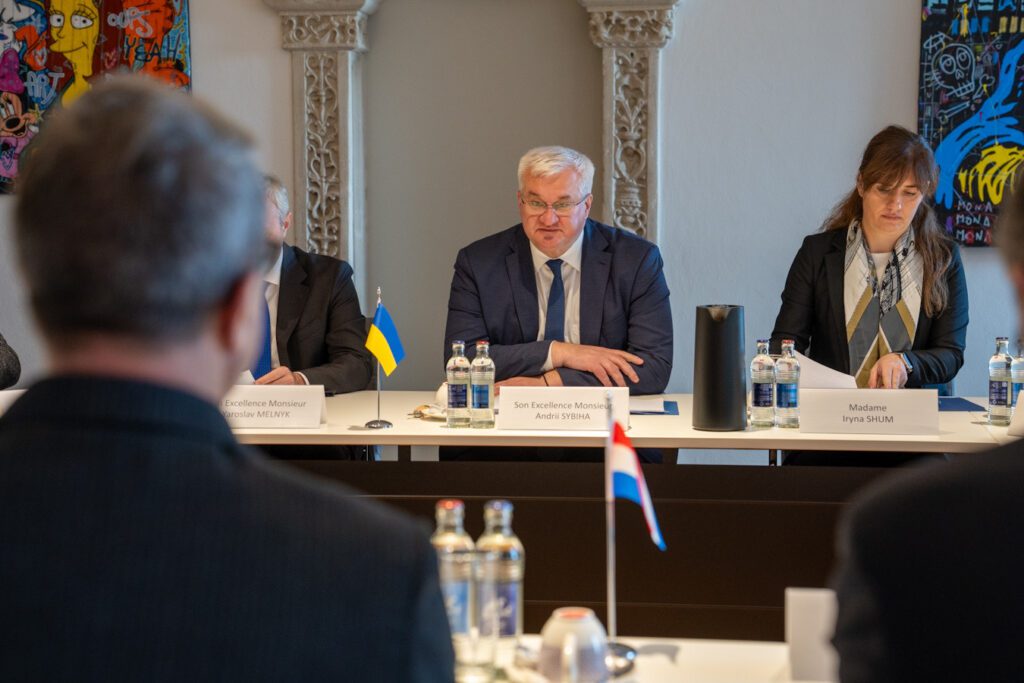 Reforço do apoio à Ucrânia contra Rússia