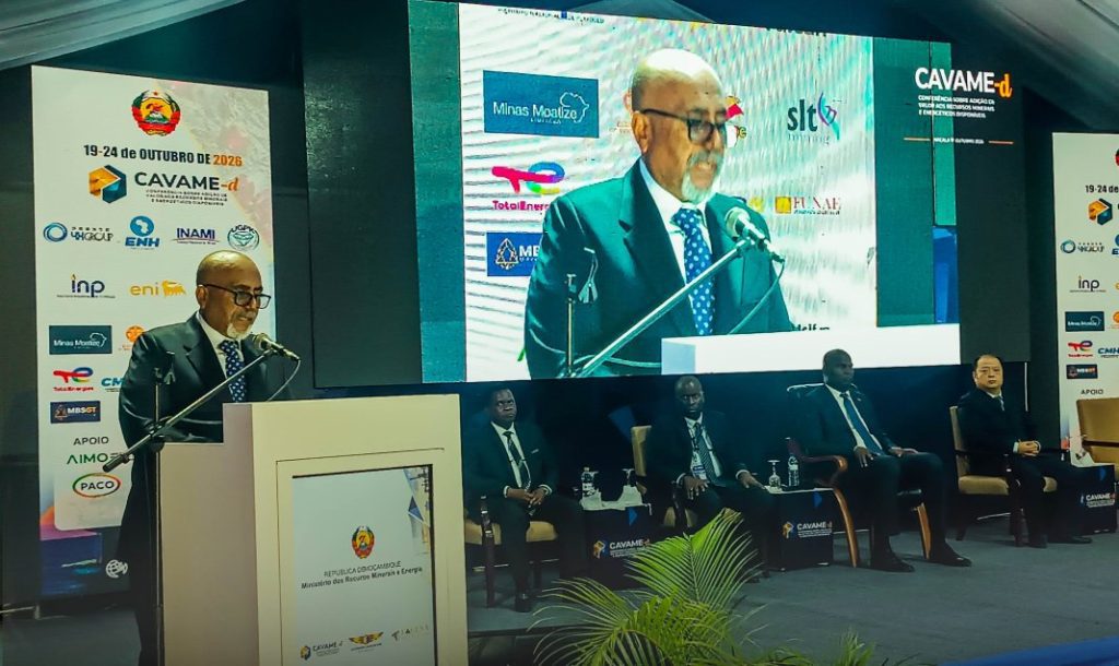 Moçambique aposta na descentralização