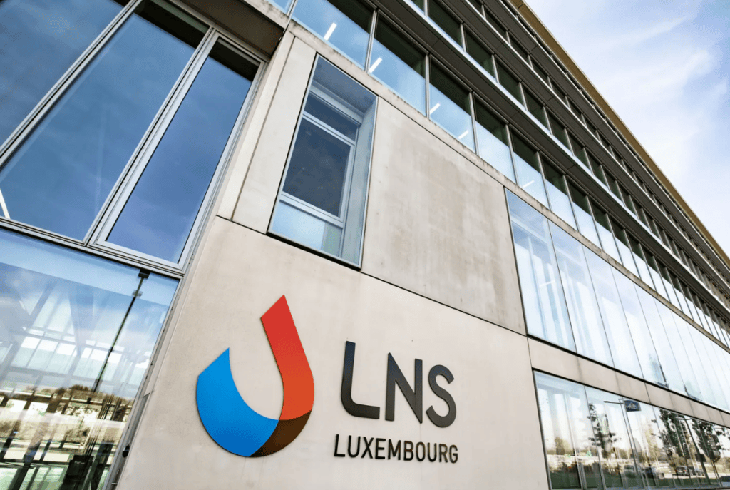 Nova administração no LNS