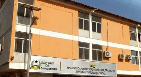 Guiné-Bissau vai efectivar 4.803 professores